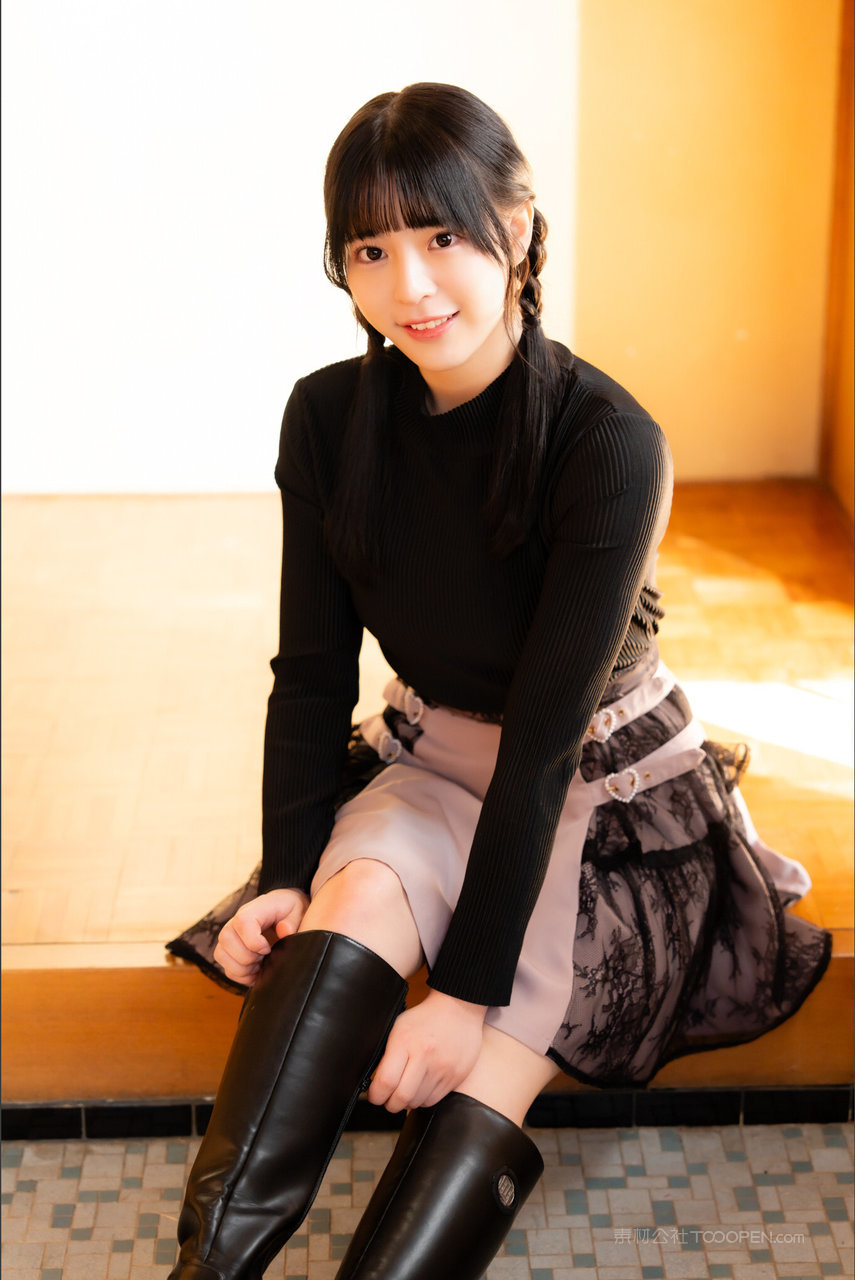 日本美女车模洗澡