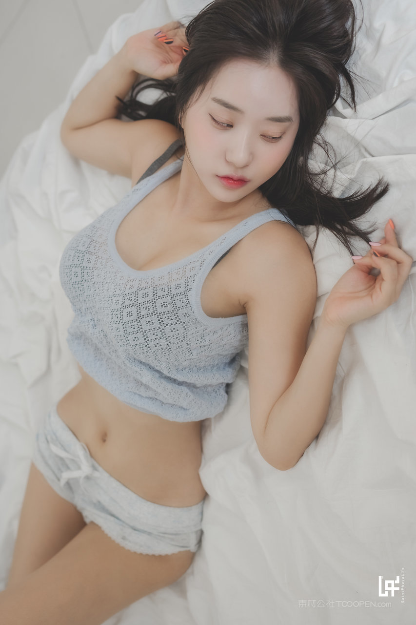 清纯韩国MM131美女极品销魂姿势图库