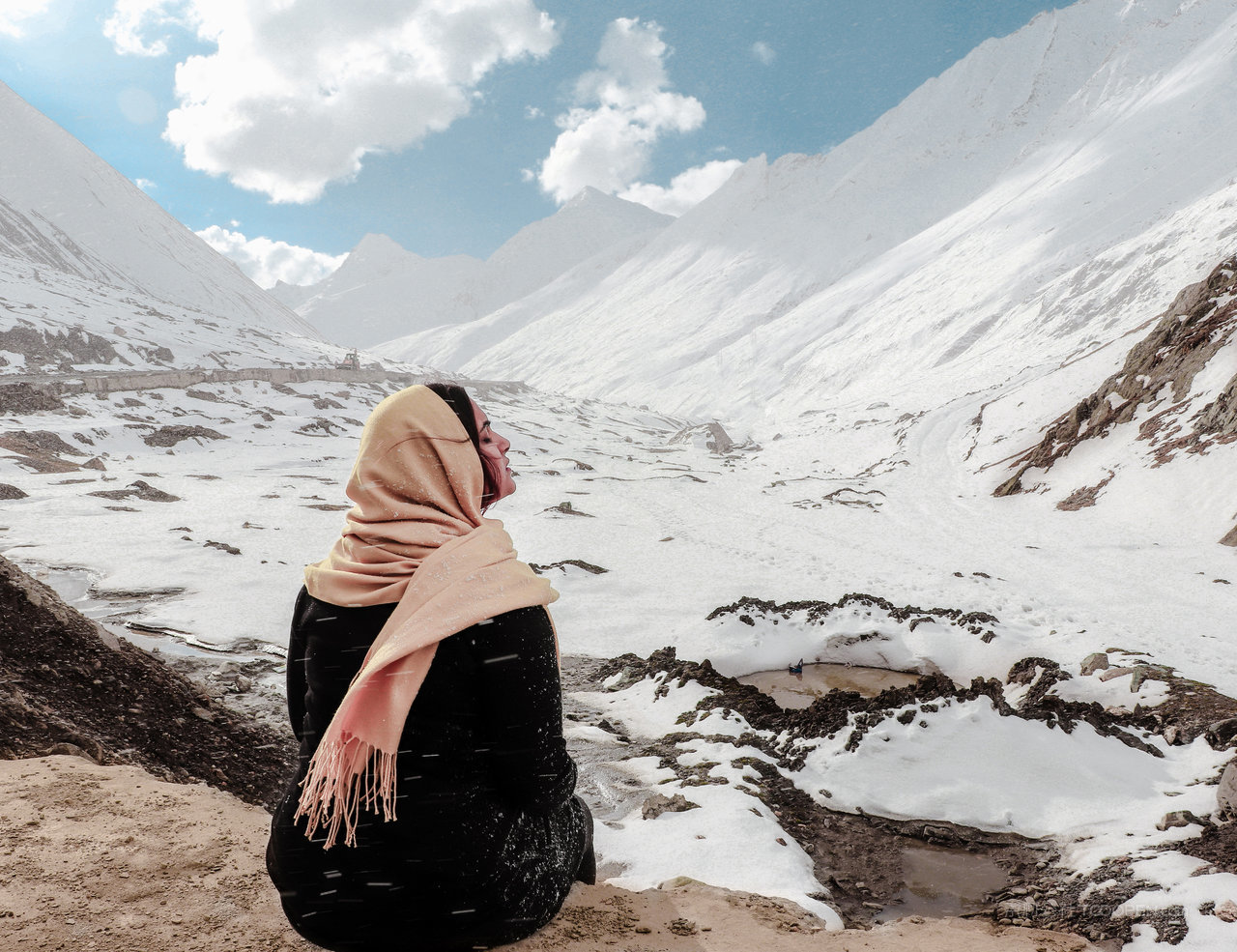 高清雪山山脉风景画