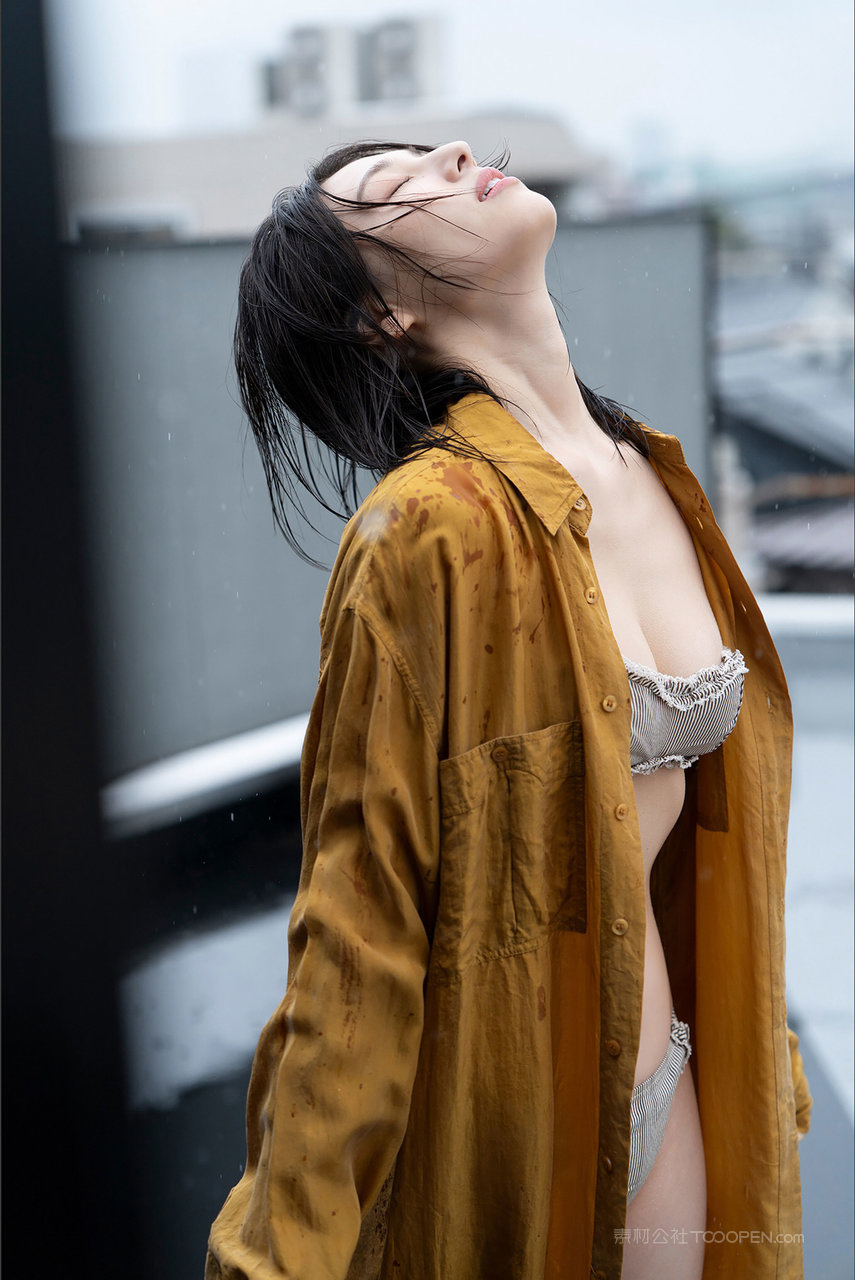 日本成熟av女优摄影图片