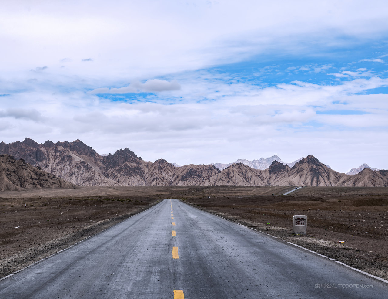 西藏无人区风景画图片