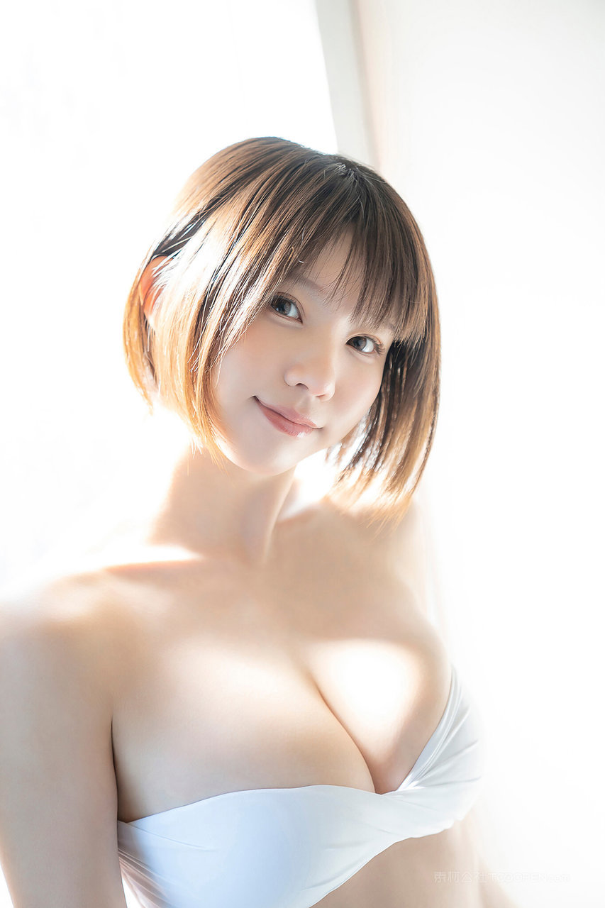 超好看的比基尼美女图片