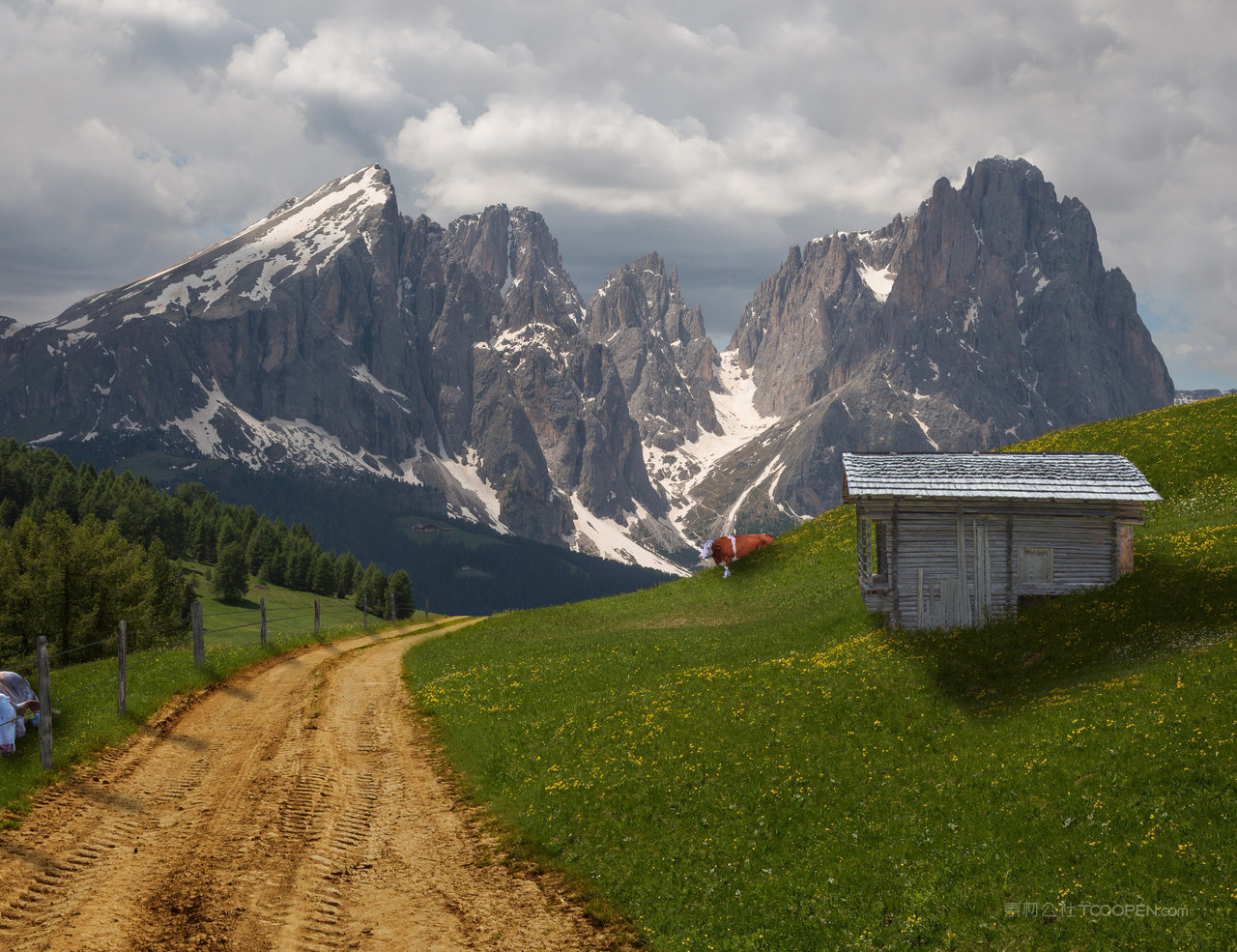 高清雪山大山风景画