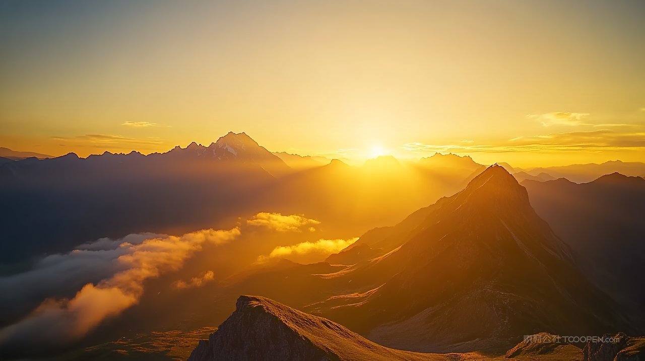 山脉山峰唯美天空风景自然景色宁静群山