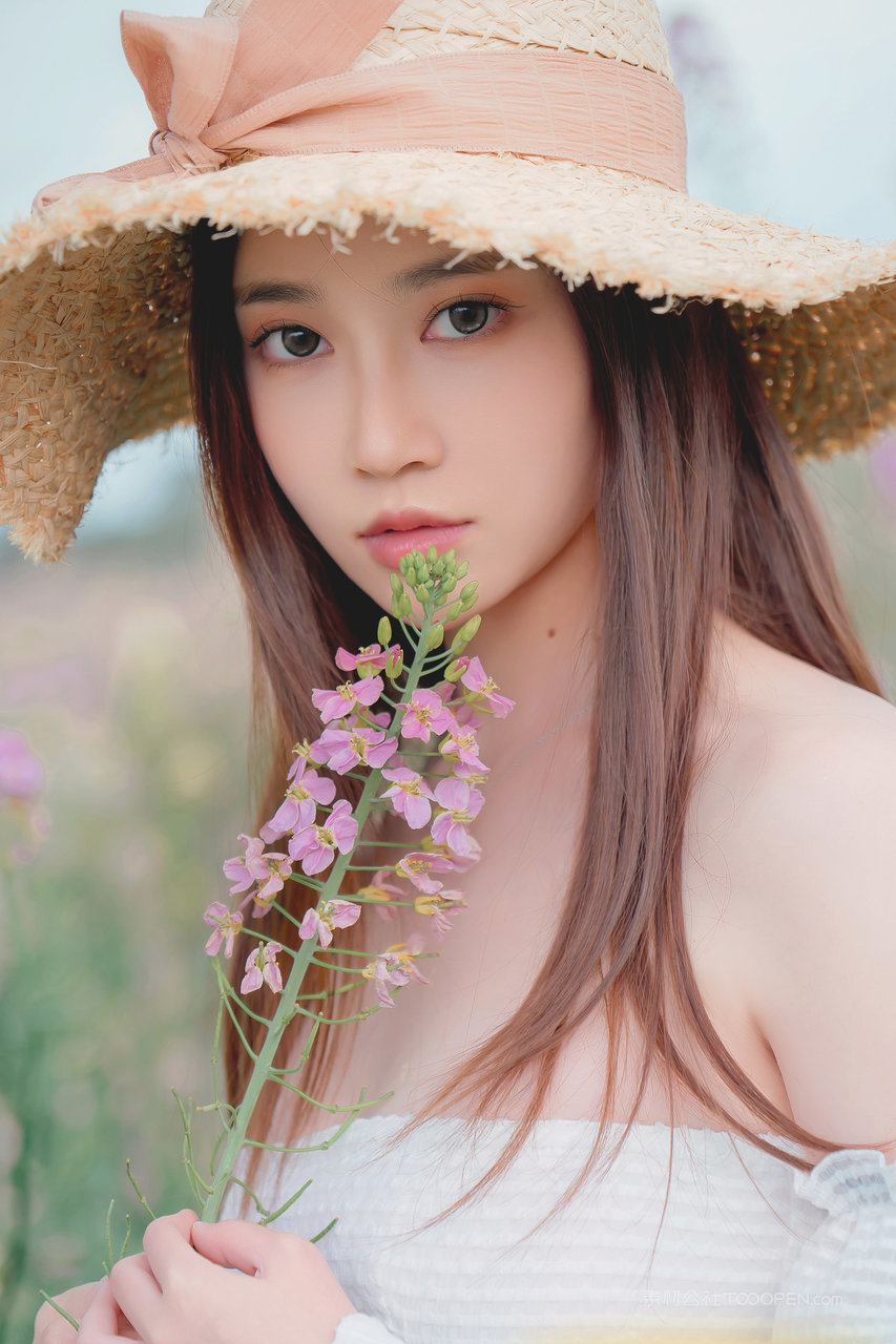 高颜值漂亮养眼小姐姐个人唯美艺术写真图片