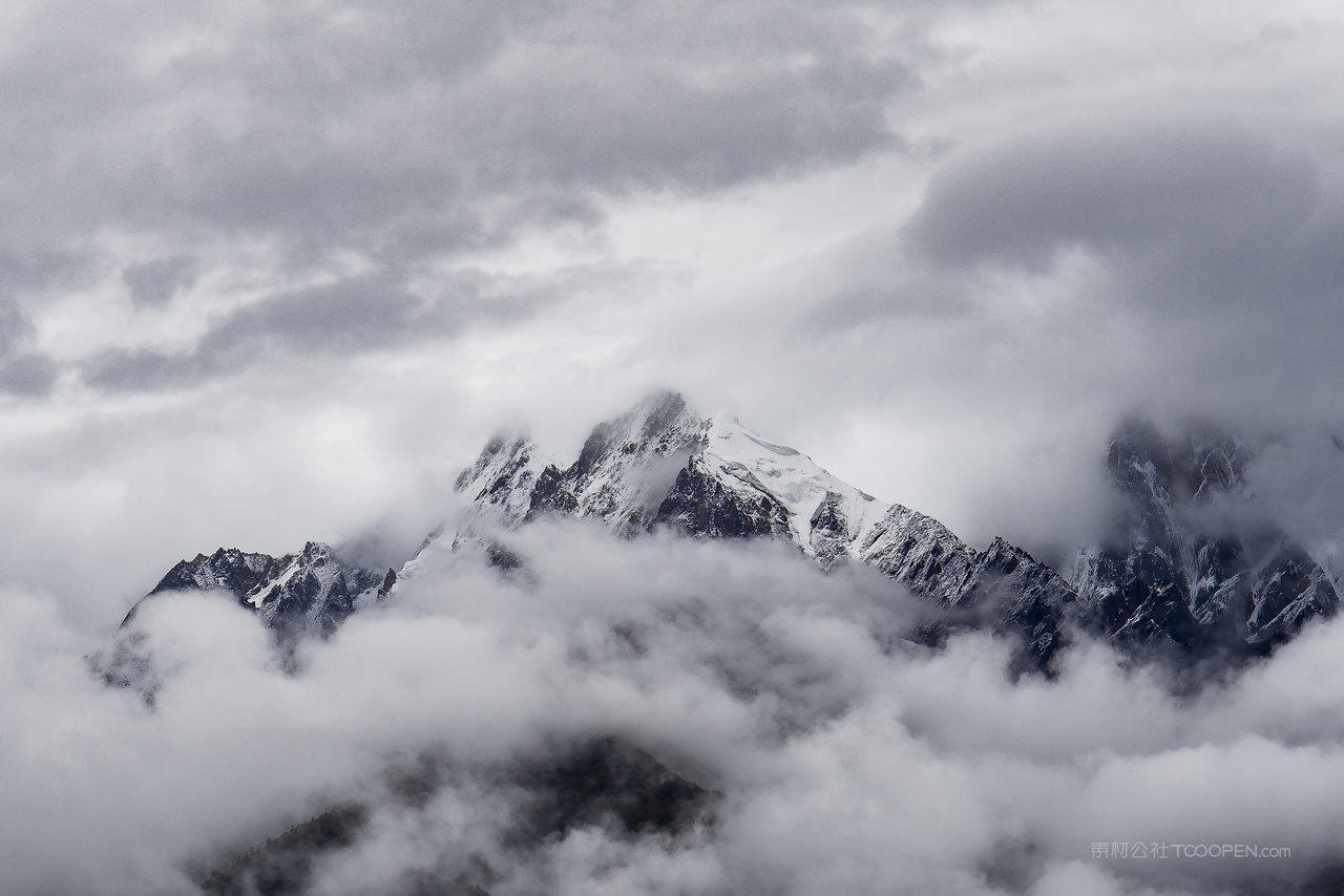 阿尔卑斯山摄影图