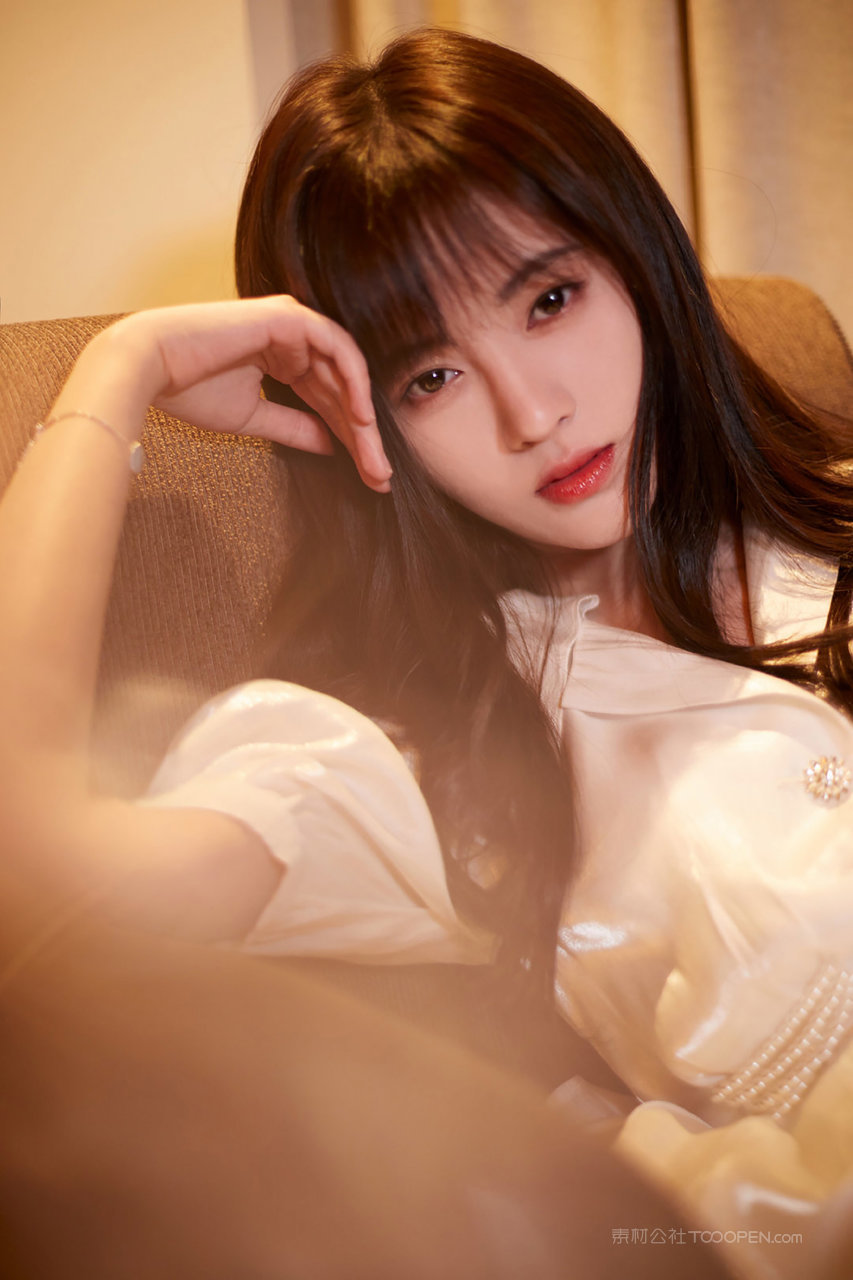 高清中国美女明星鞠婧祎写真图片