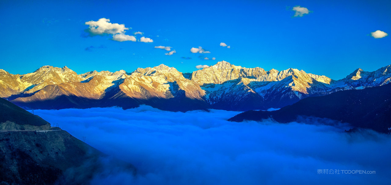 日照金山高清图片