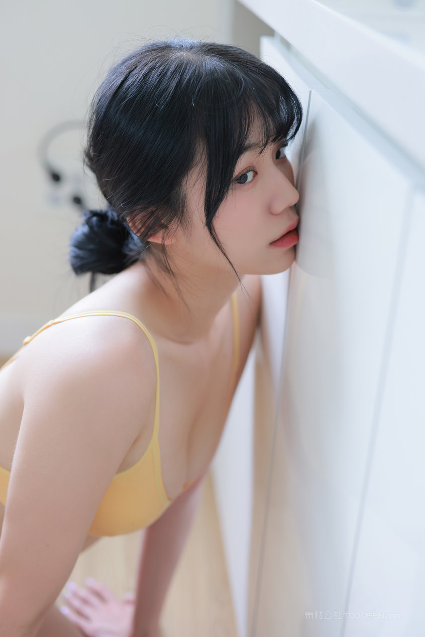 纯欲天花板女孩个人写真