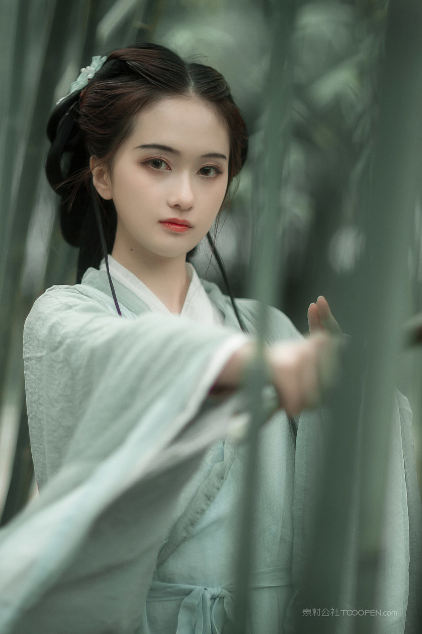 高颜值古风汉服小姐姐古装美女艺术照图片大全