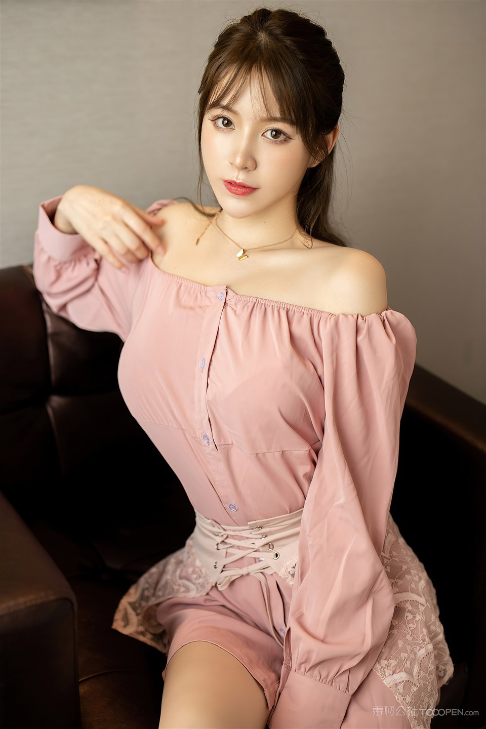 时尚美女护士女生写真图片高清