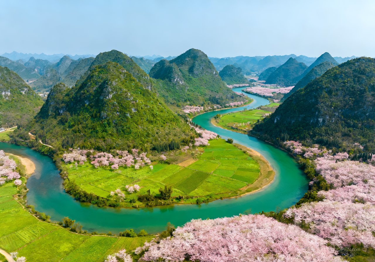 春天天空风景意境春意山峰自然河流