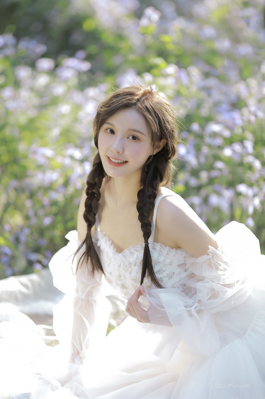 中国极品养眼美女主播手机壁纸图片