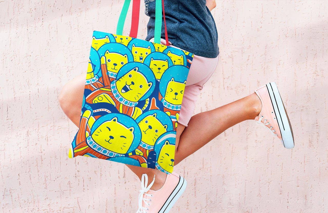 【1261期】毕业设计卡通高端文创品牌vi样机 (15)