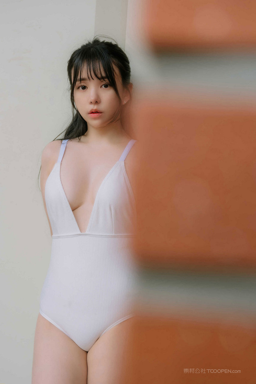 体操服美女高清壁纸