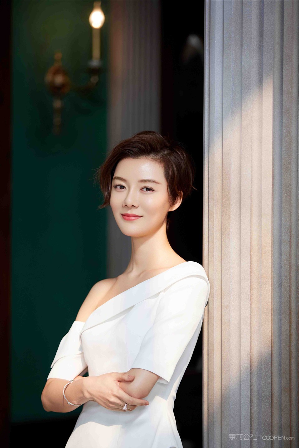 中国气质美女明星车晓时尚写真高清图片