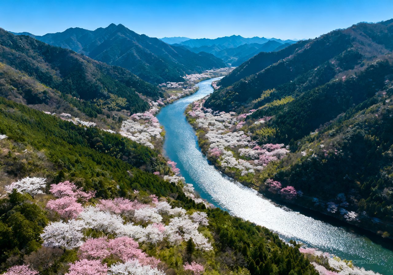 自然天空春天风景山峰春意意境河流唯美