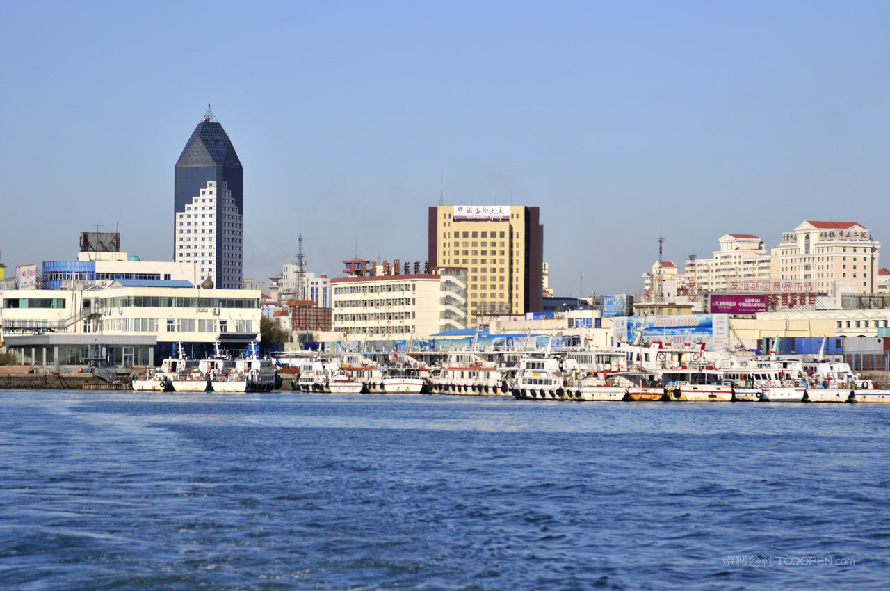 威海码头风景画图片