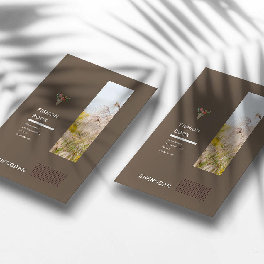 大气简约的悬浮的纸张样机