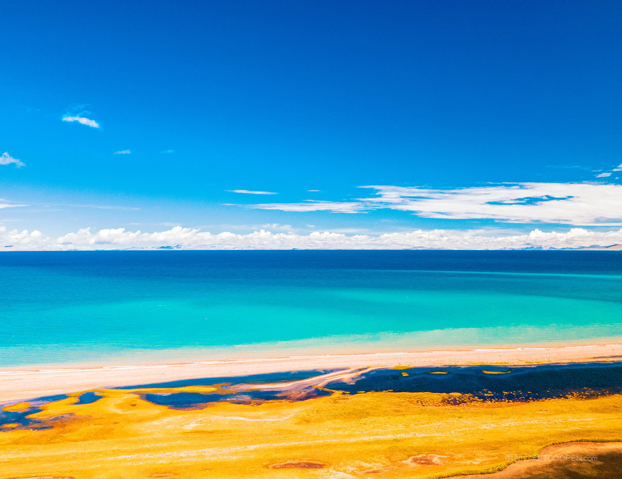 秋季纳木措高原湖泊摄影图片