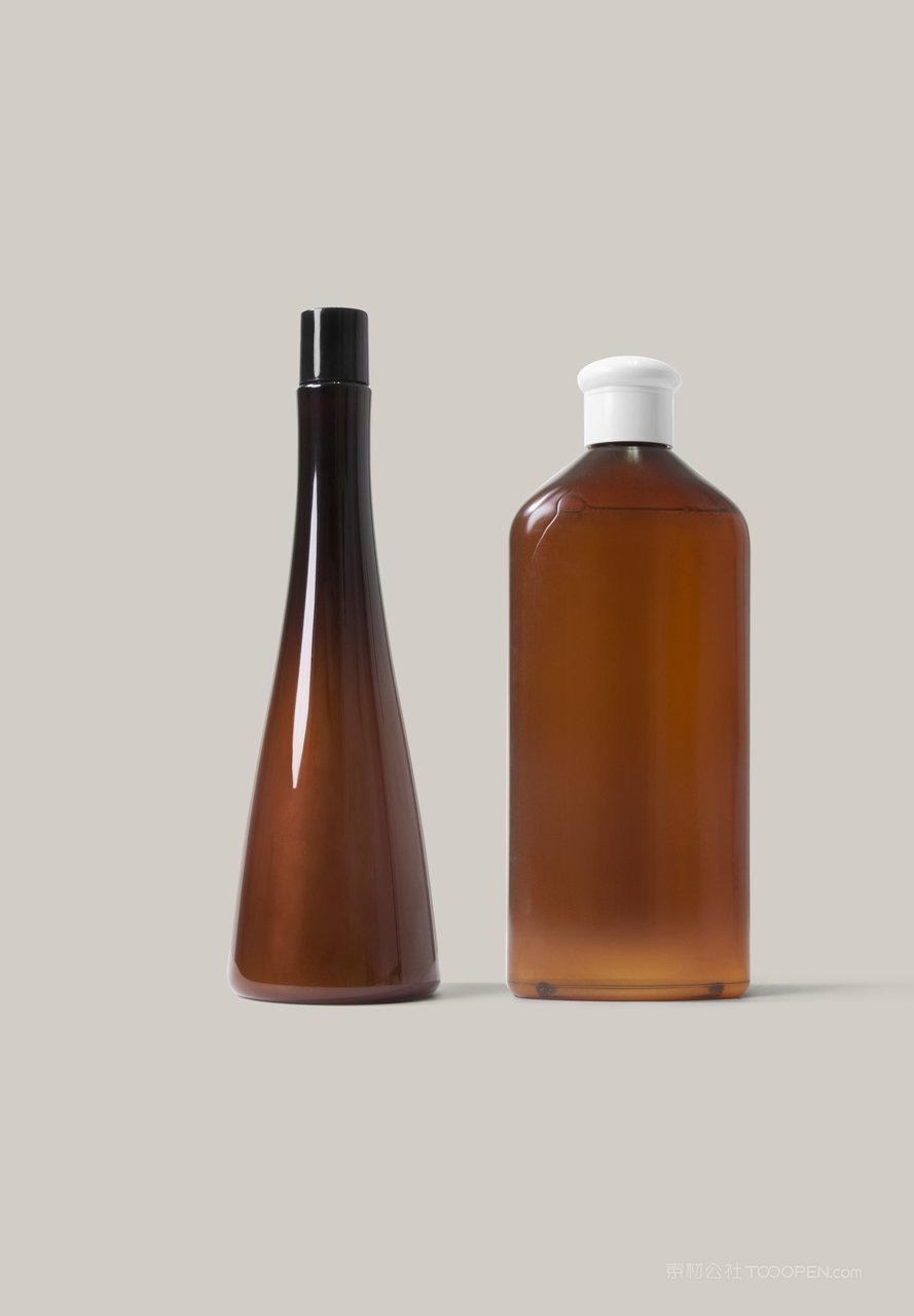 化妆品大容量两瓶精油瓶logo样机