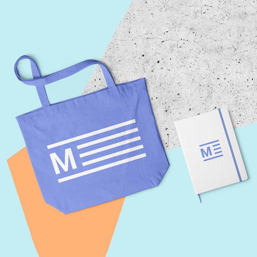 时尚购物袋笔记本样机