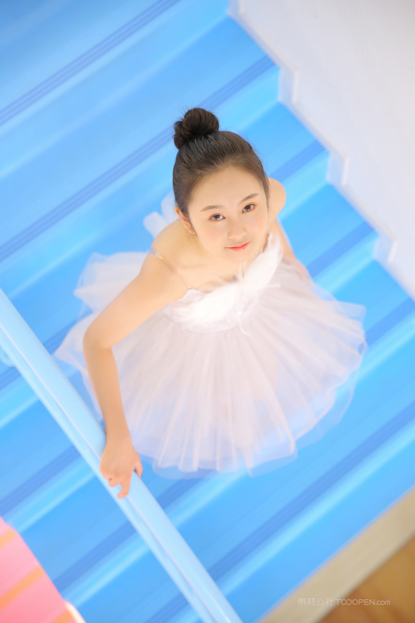 跳芭蕾舞的可爱清纯女生高清图片大全