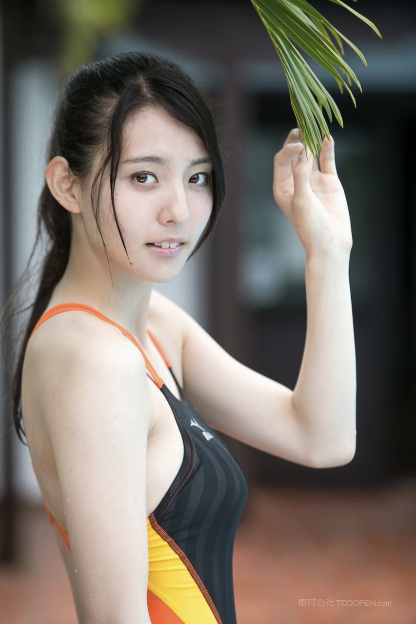 高清亚洲无码一区二区日韩美女泳装艺术照片