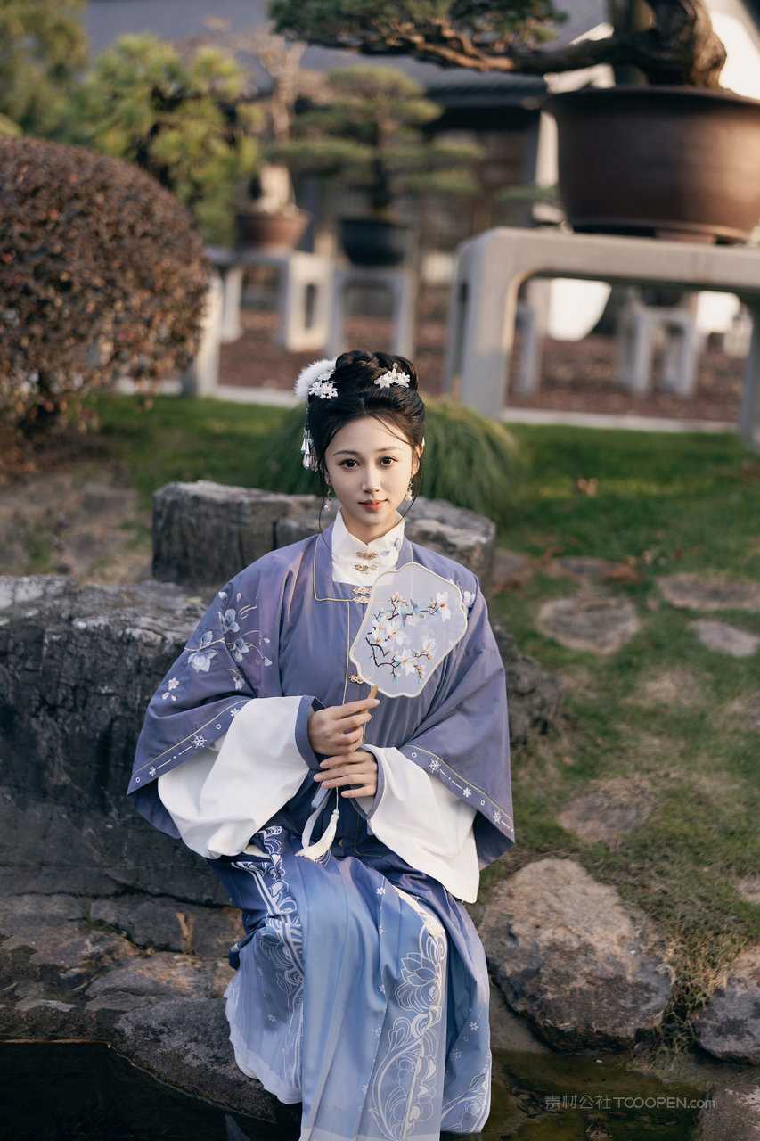 高清古装美女摄影图片