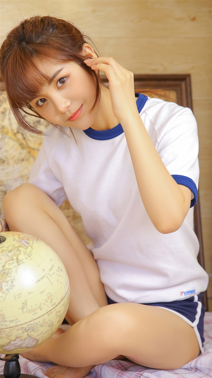 清纯美女高清图片