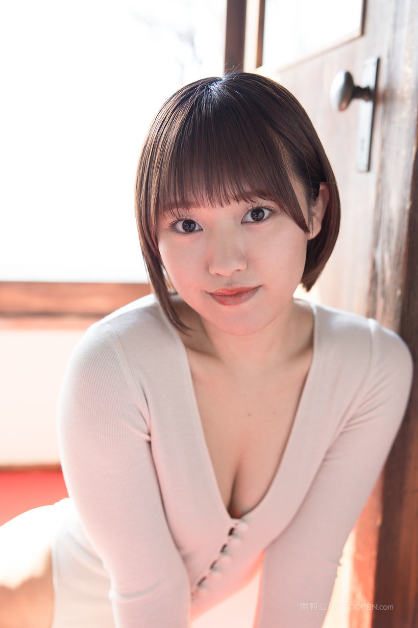 清纯日韩极品西西人体美女模特艺术照高清摄影图片