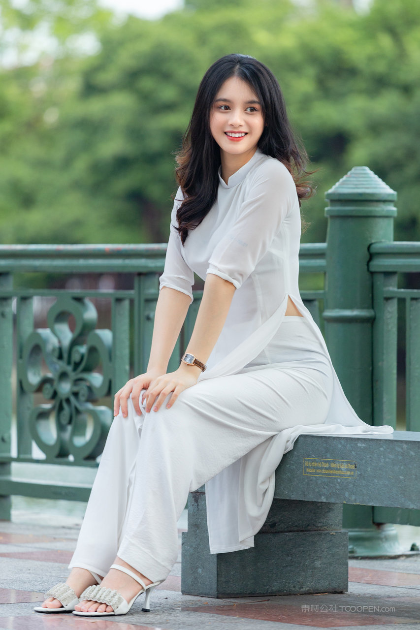 MM131亚洲精品久久安然美女艺术照写真集