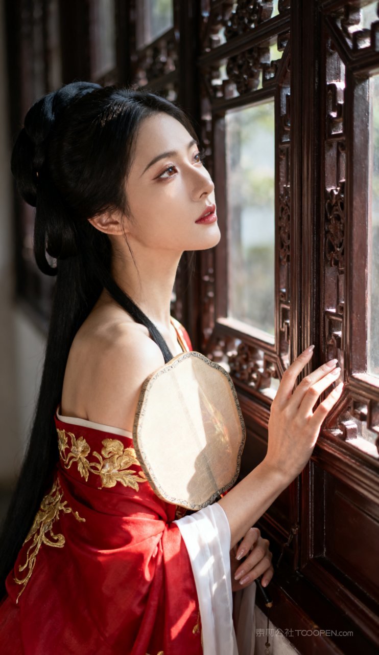 女性美艳汉服性感美女丰腴古风