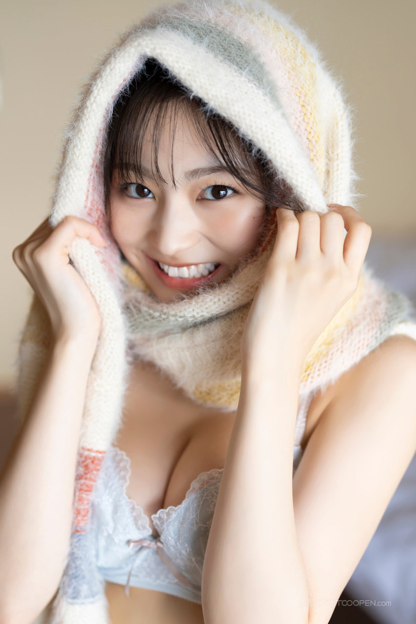 眼神清澈日本清纯女生个性头像图片