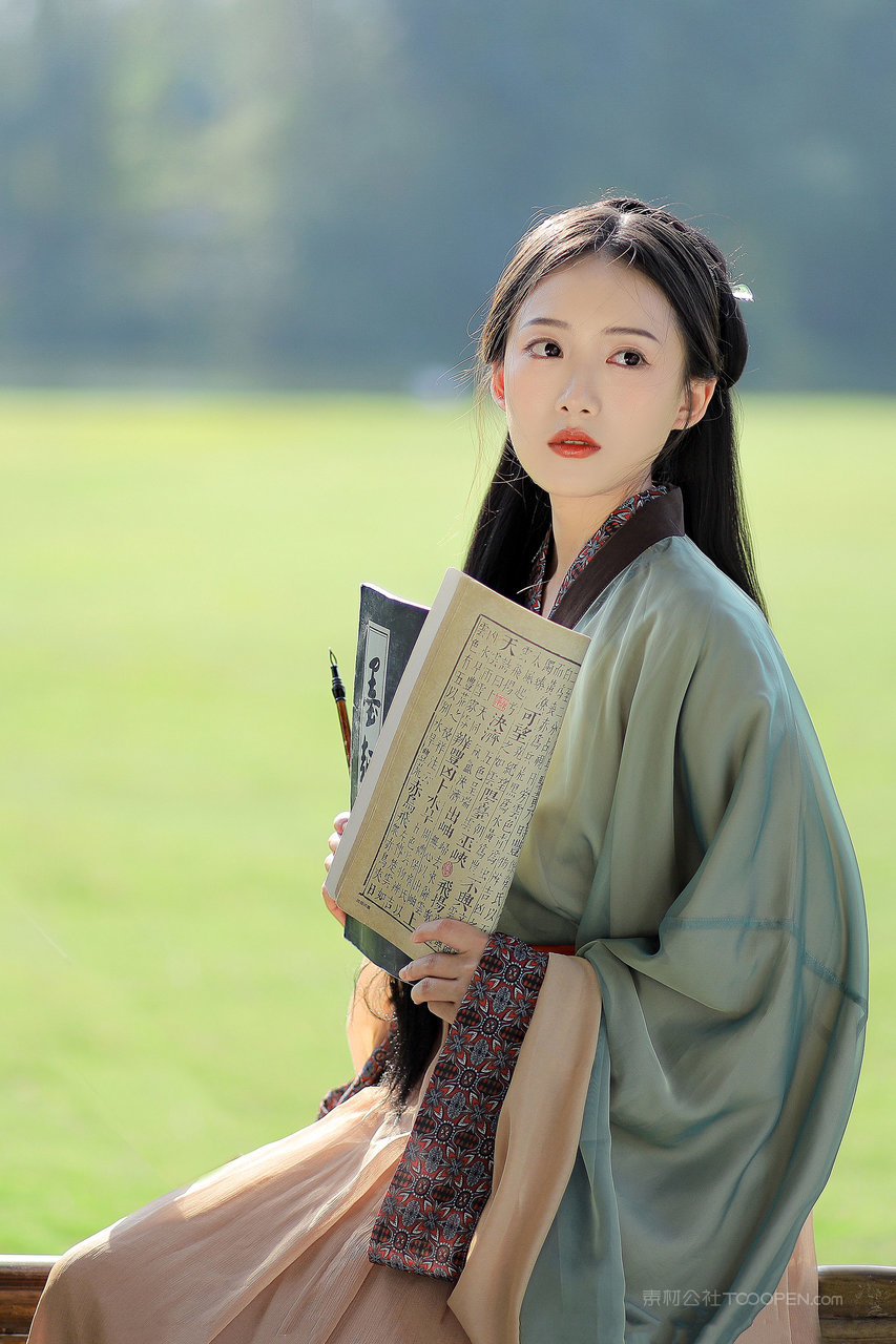 中国古装汉服美女壁纸写真图片