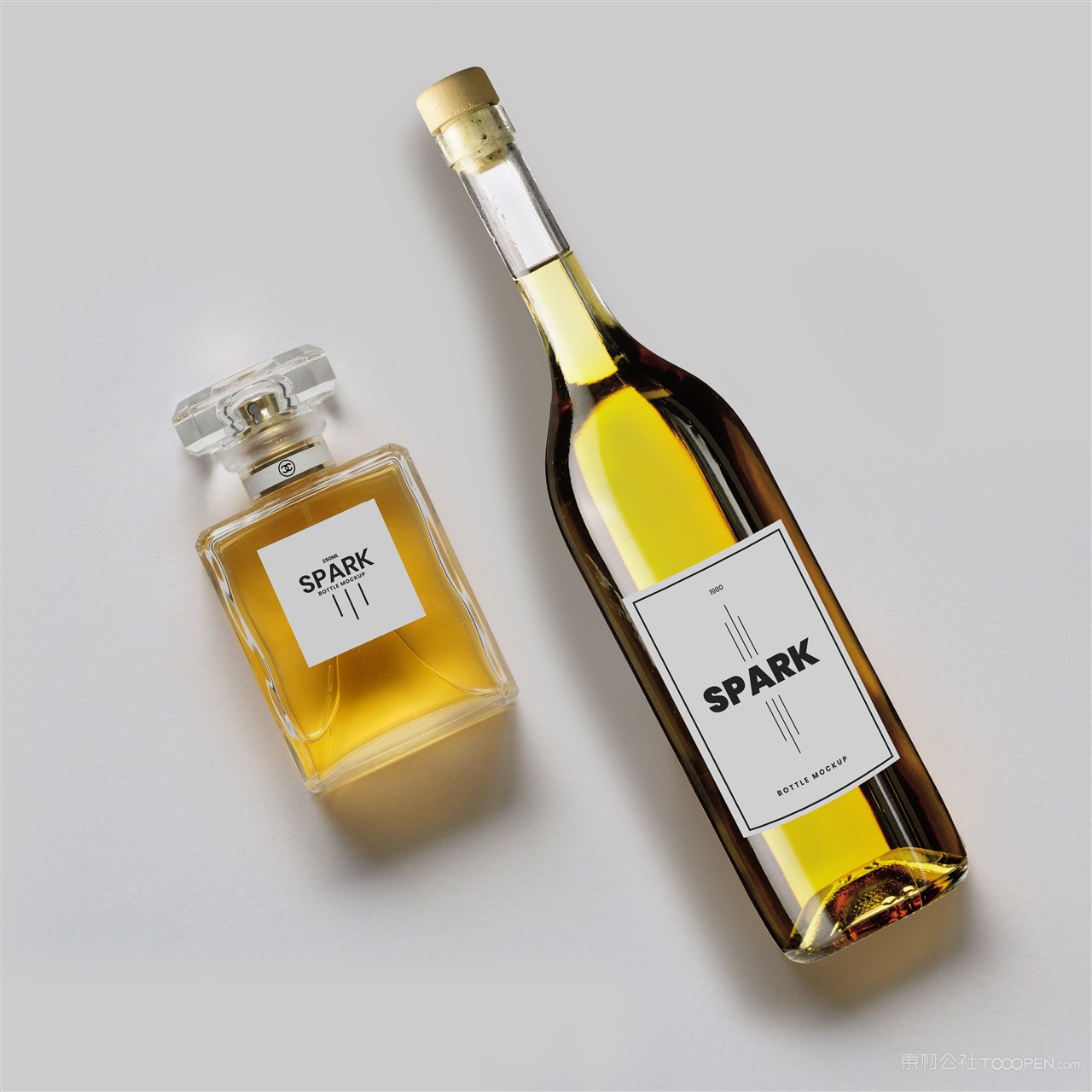 两种包装的红酒包装贴图样机