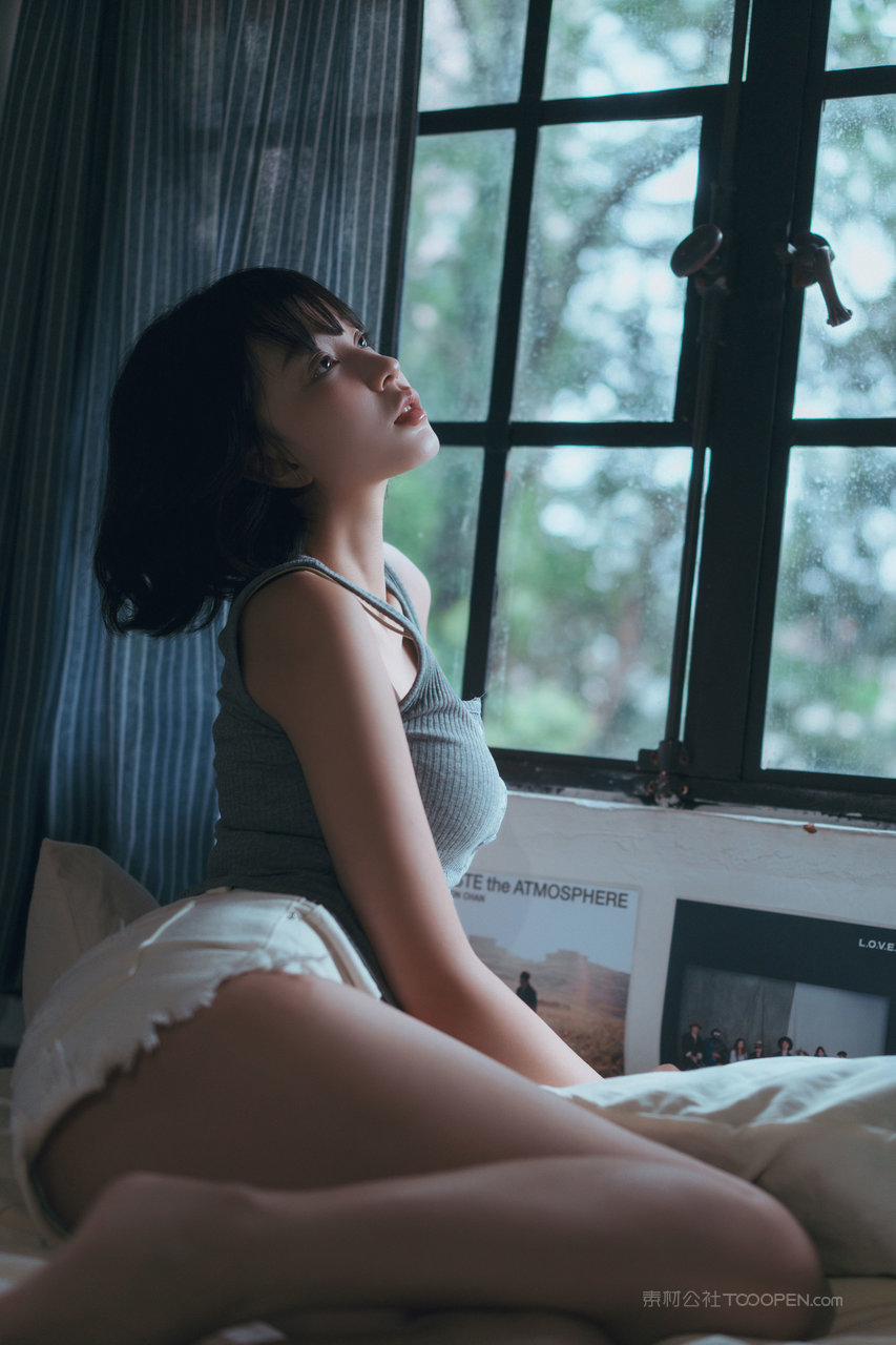 中国短发美女图片