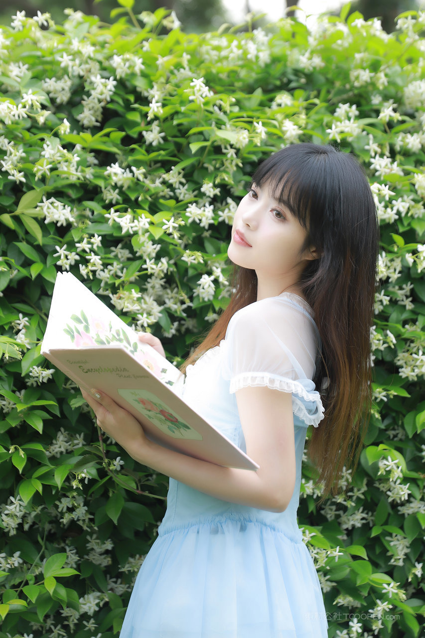 秀人网清纯美女大学生艺术照片