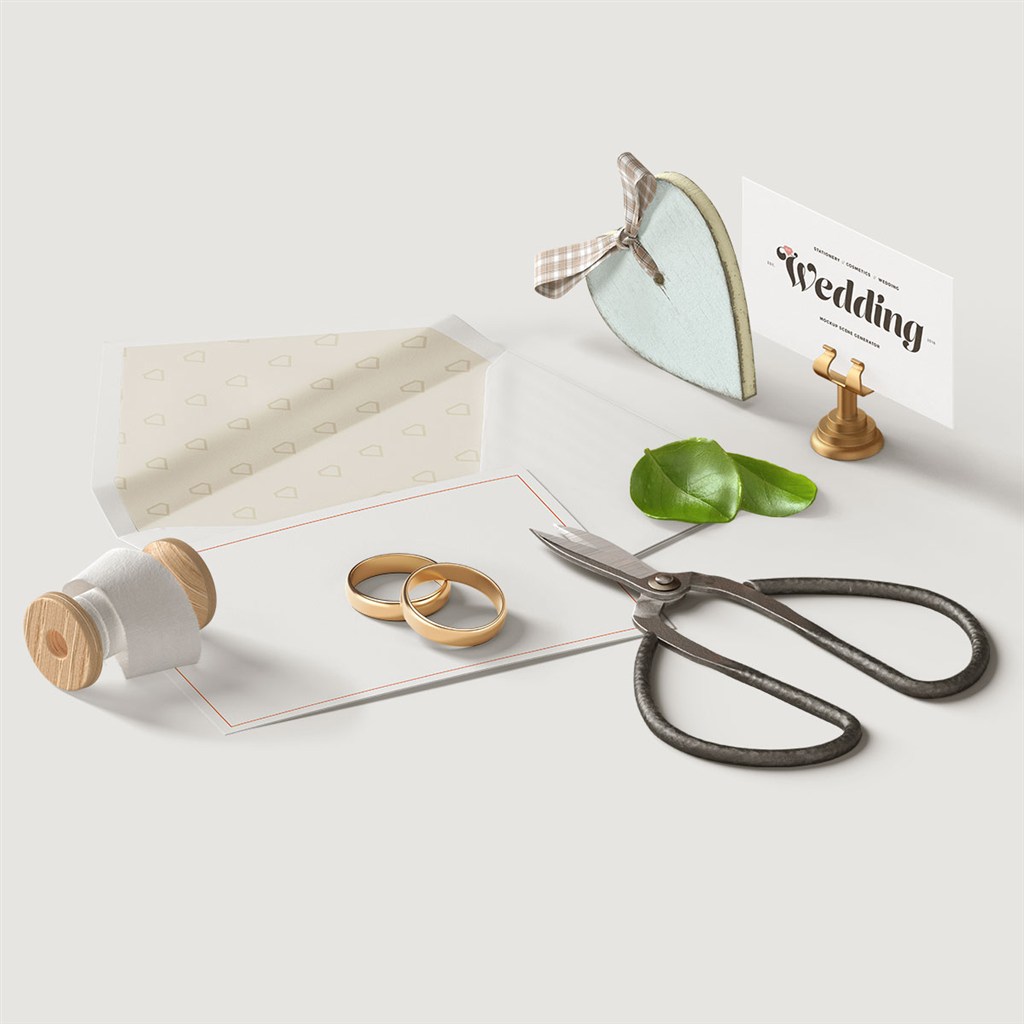 时尚化妆品包装设计样机模板