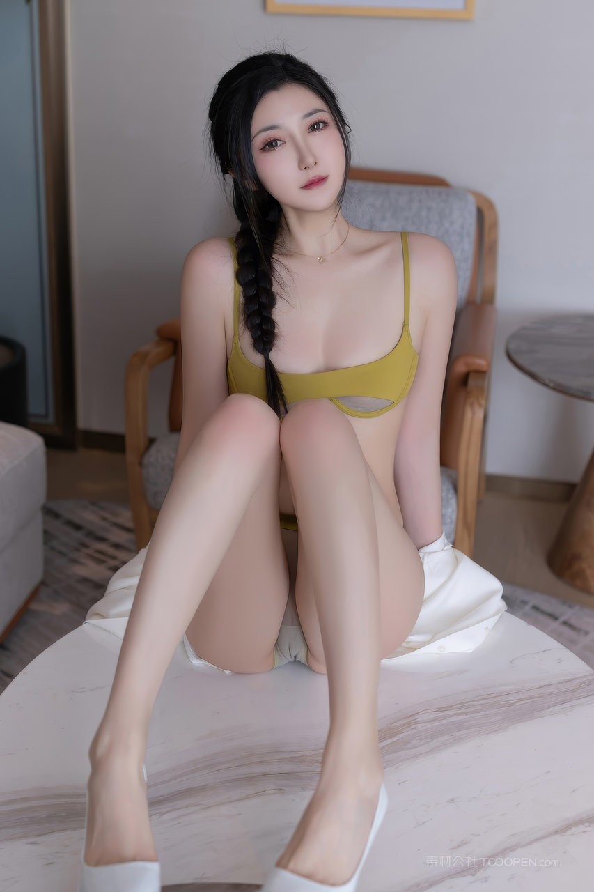 久久国产精品秀人国模美女鱼子酱私拍套图下载