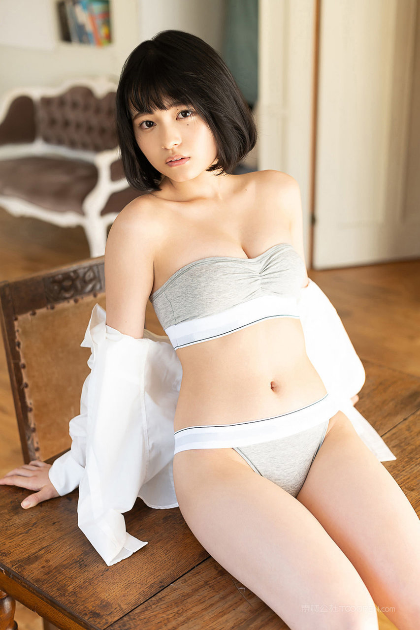 日本MM131美女亚洲精品久久安然无码写真图