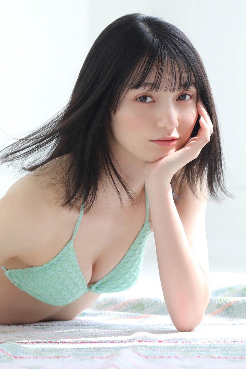 清纯日本美女三点式内衣性感私密写真图片