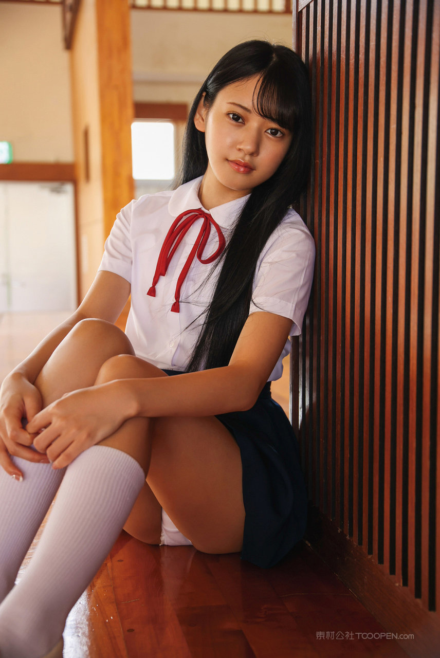 日韩极品美少女mm131美女清纯写真