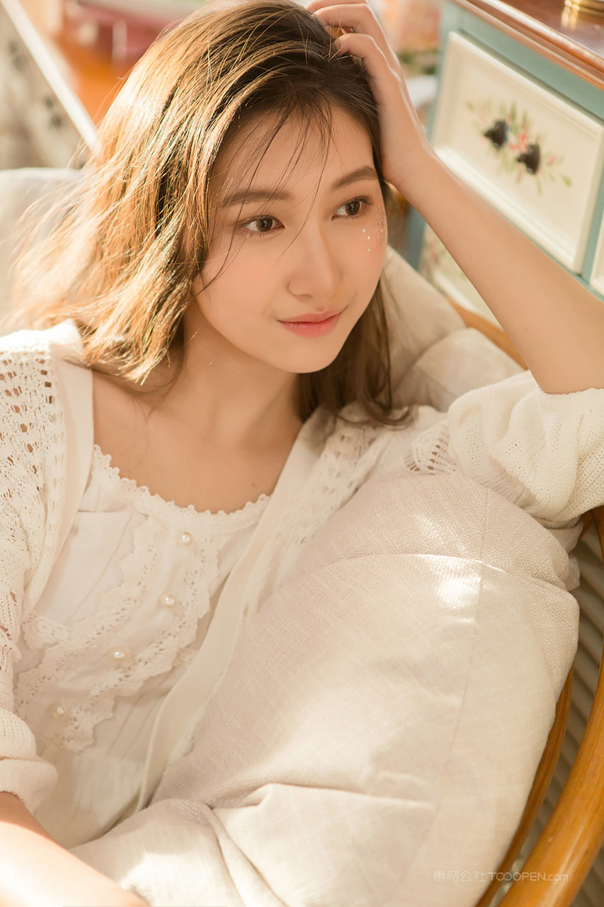 国内清纯漂亮女生唯美高清壁纸图片大全