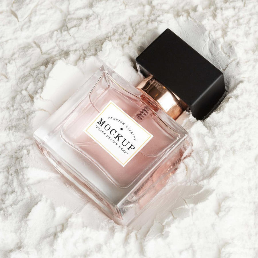 女性香水玻璃瓶样机