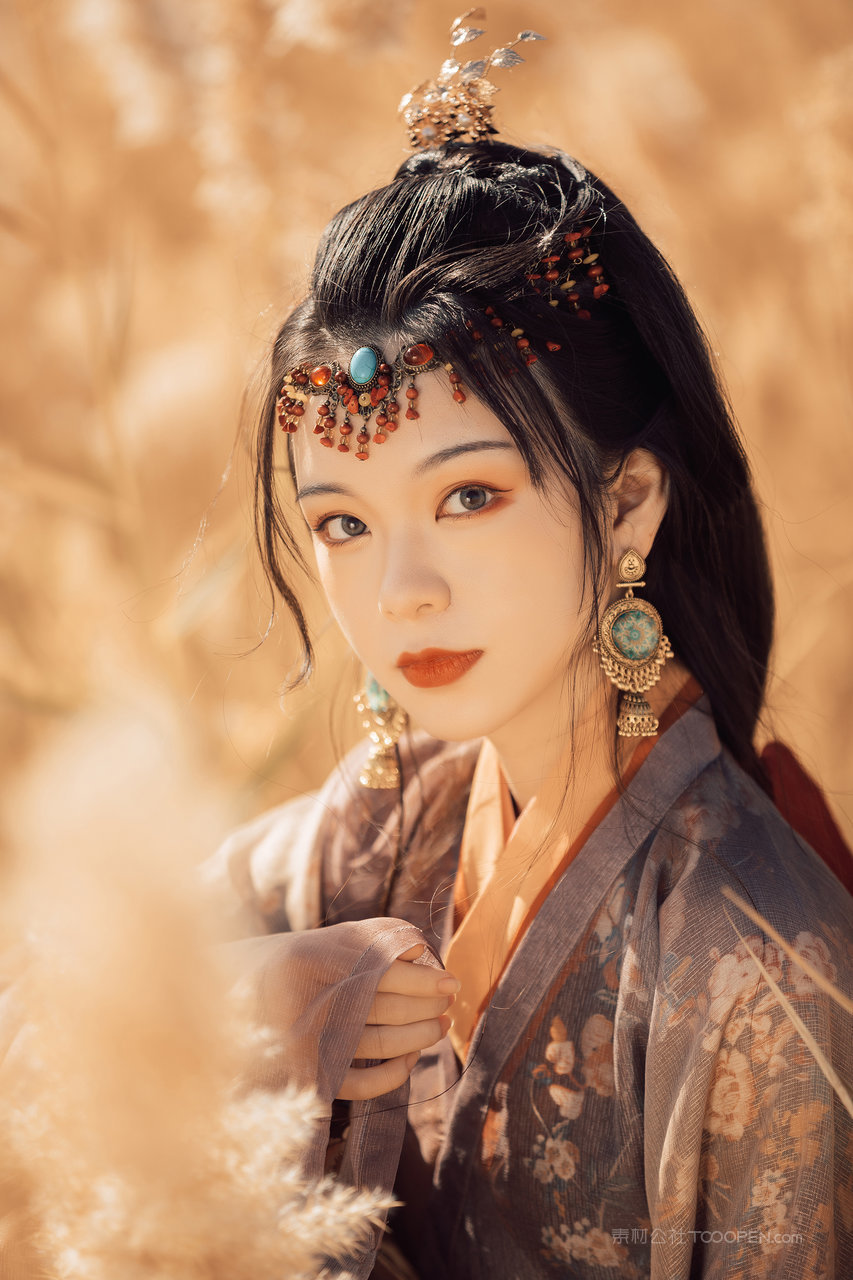 唯美画风朱唇古装美女头像壁纸图片大全