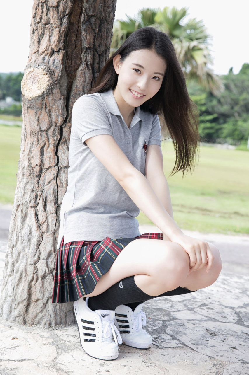 清纯日本学生妹美女无码写真图片