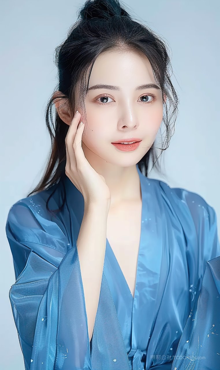 个性彩妆女性美白清纯美女青年护肤时尚