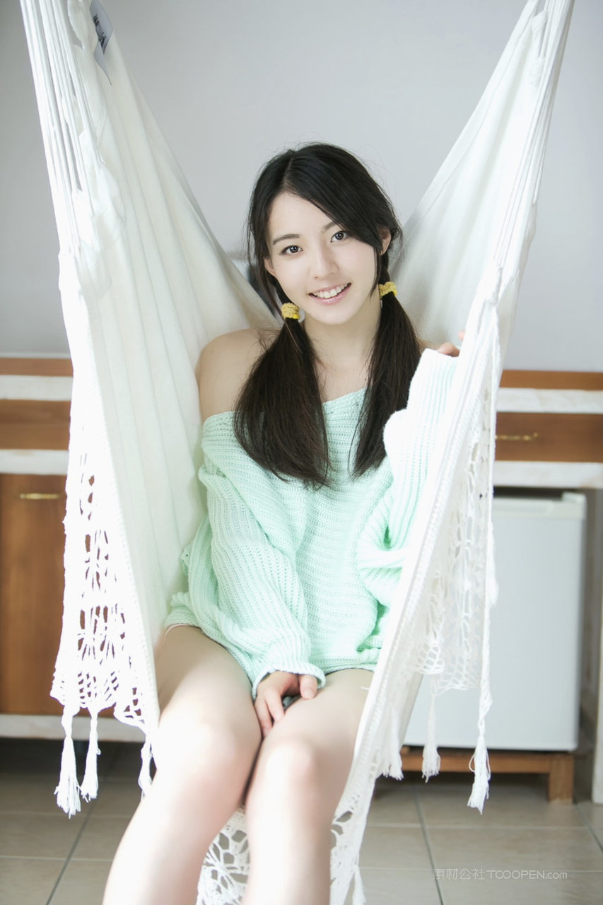 gogo岛国精品久久粉嫩美女真实自拍图