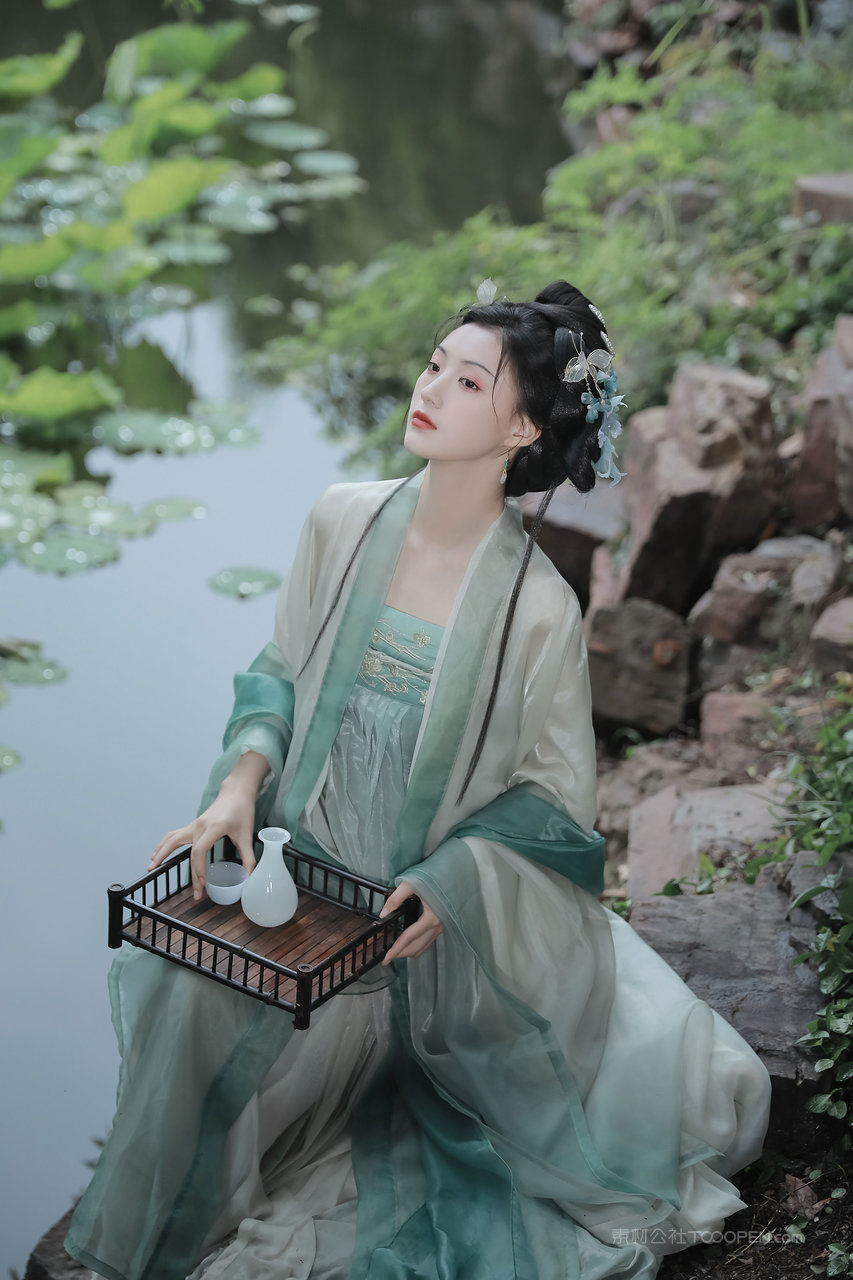 青衣古装美女壁纸